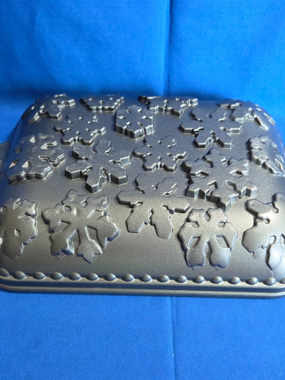 Nordic Ware SNOWFLAKE Cake PAN Christmas Holiday Jello Gelatin Baking Mold